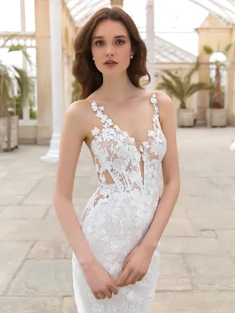 Enzoani Sale Soraya #1 Ivory/Sand/Nude thumbnail