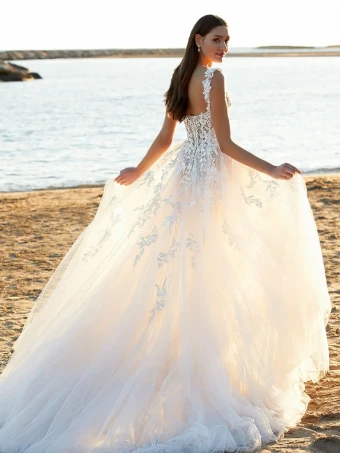 Blue by Enzoani Sale Natsuko #3 Ivory/Ivory/Nude thumbnail