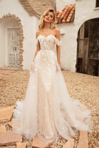 Chic Nostalgia Sale Star #3 Ivory/Nude/Light Blush thumbnail