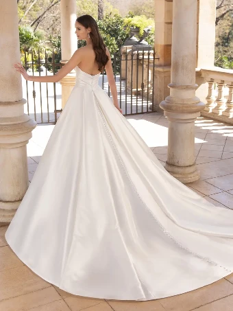Elysee by Enzoani Sale Delancey #1 Ivory thumbnail