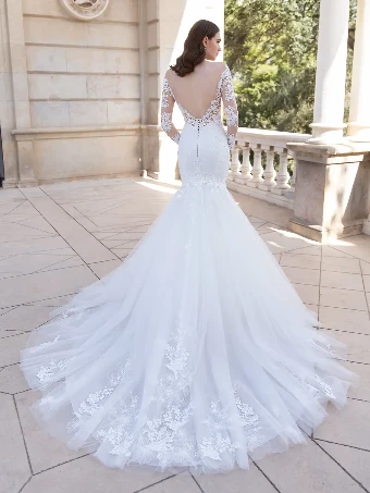 Elysee by Enzoani Sale Savannah #1 Ivory/Nude thumbnail
