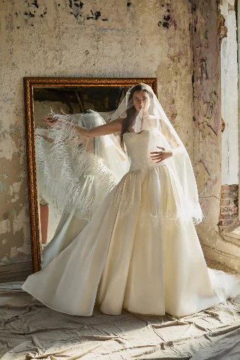 Lazaro Sale Ines #5 Ivory thumbnail