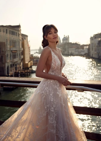 Madam Burcu Sale 3021 #0 Ivory/Ivory thumbnail