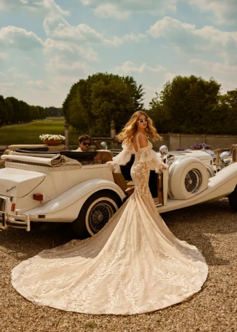 Madam Burcu Sale 5017 #1 Ivory/Cappuccino thumbnail