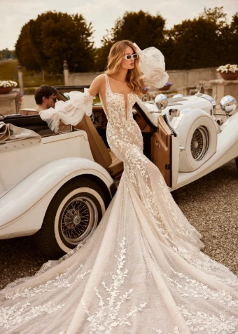 Madam Burcu Sale 5017 #0 Ivory/Cappuccino thumbnail