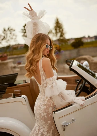 Madam Burcu Sale 5017 #2 Ivory/Cappuccino thumbnail