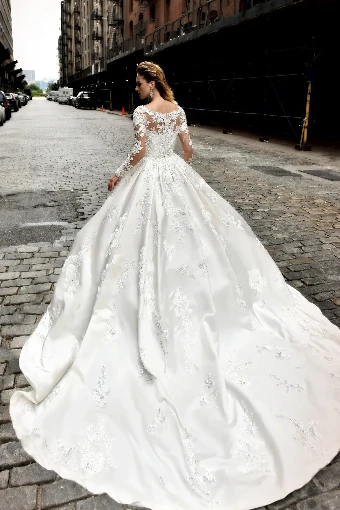 Stephen Yearick Sale 148321 #0 Off White thumbnail