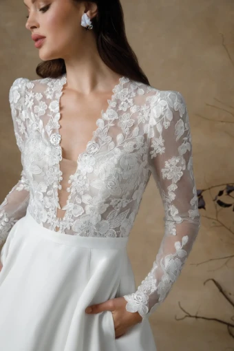 Justin Alexander Sale Gianna #1 Off White/Ivory/Latte thumbnail