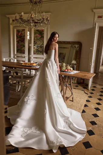 Milla Nova Miloura #2 thumbnail