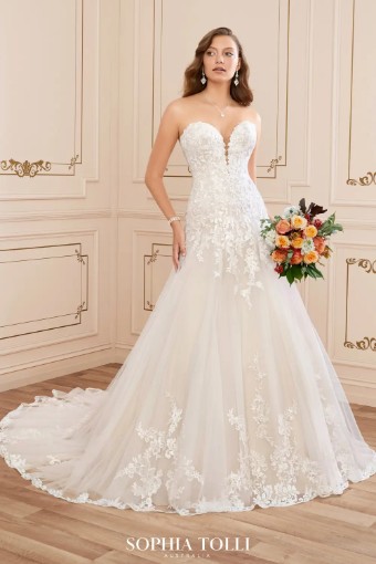 Sophia Tolli Y22047 #1 thumbnail