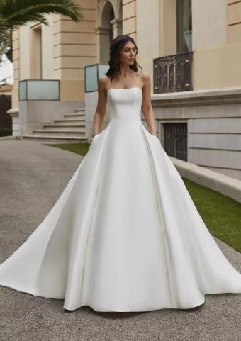 Pronovias Jory #0 thumbnail