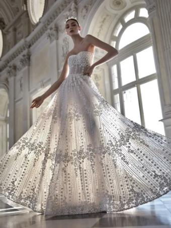 Pronovias LUCREZIA #1 thumbnail