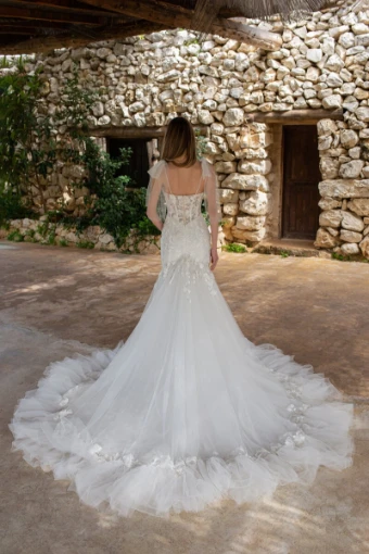 Elissar Bridal Aula #3 Ivory thumbnail